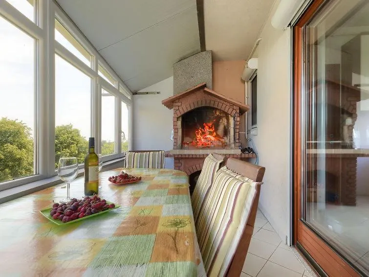 Apartment Matej Premantura
