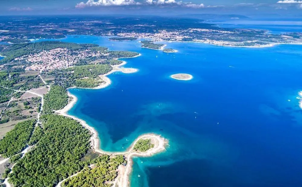Apartment Matej Premantura 0*,  Croatia