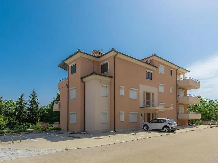 Apartment Matej Premantura