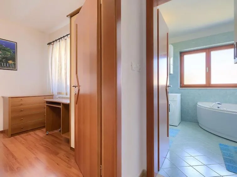 Apartment Matej Premantura 0*,  Croatia